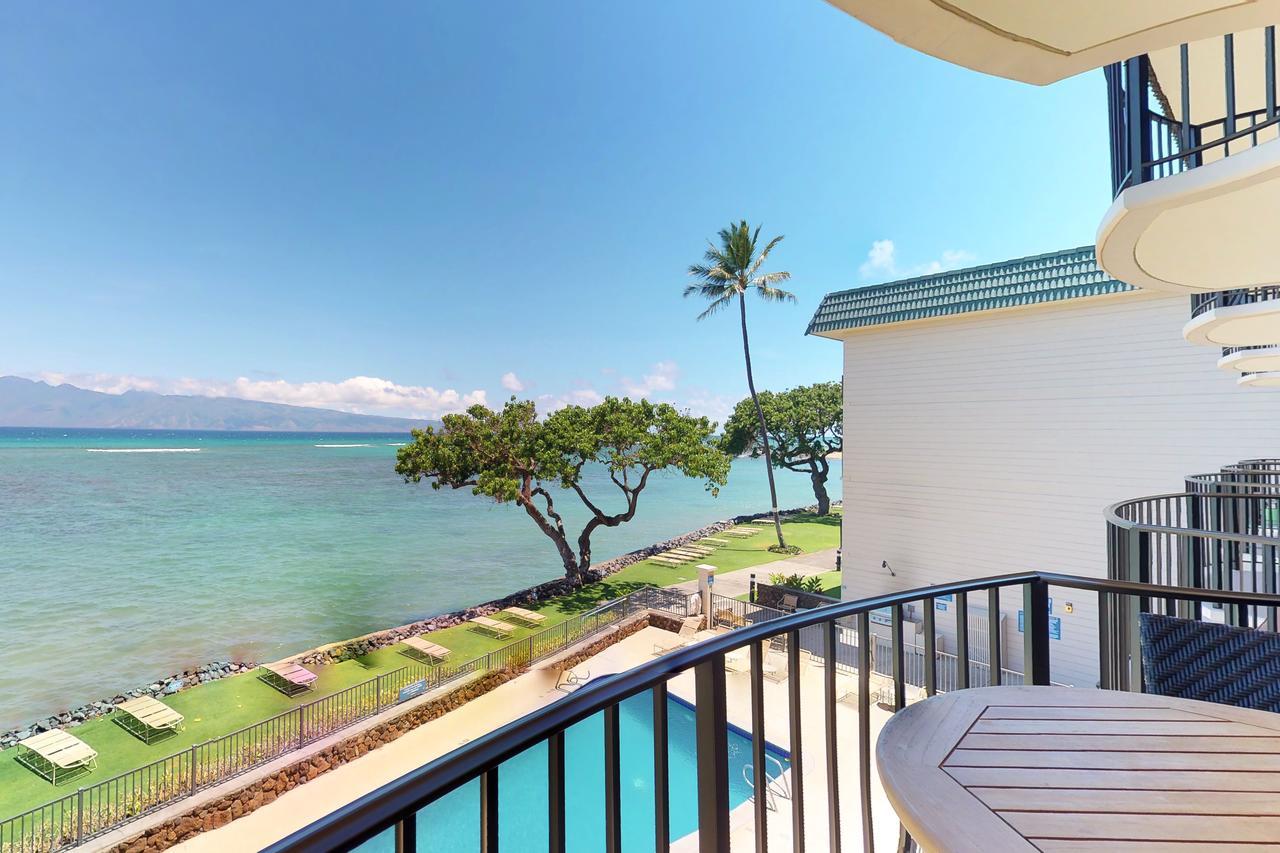 Kahana Reef Oceanfront Condos Екстериор снимка